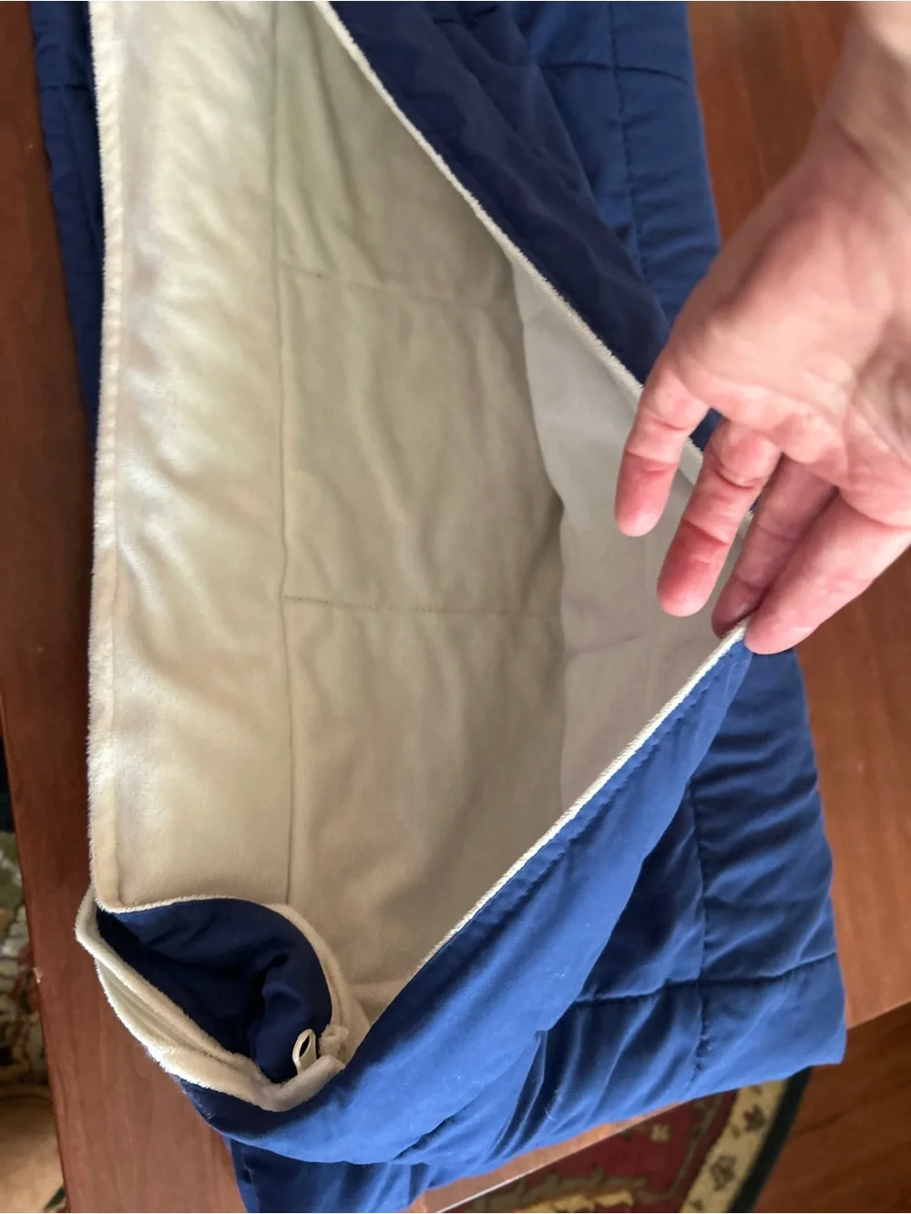 Sleeping bag lightweight for indoors or outdoors sit in for couch 2 zippers